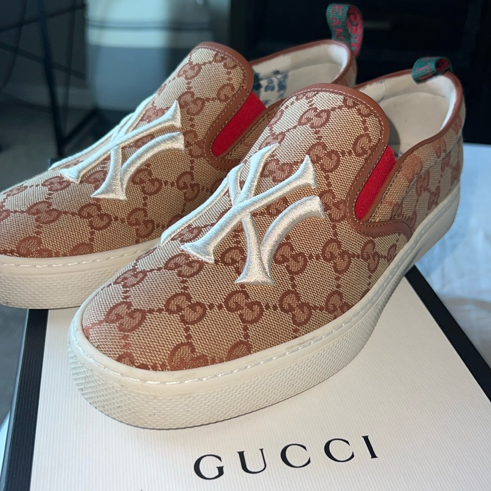 Gucci MLB slip on